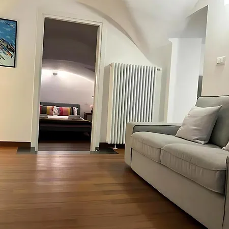 Palazzo Lomellini Historic Retreat By M3trocubo Daire Cenova