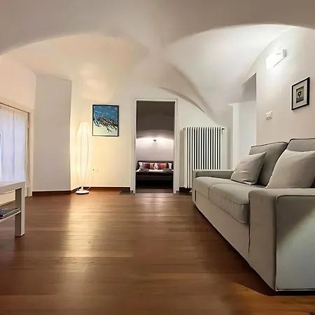 Lägenhet Palazzo Lomellini Historic Retreat By M3trocubo Genua