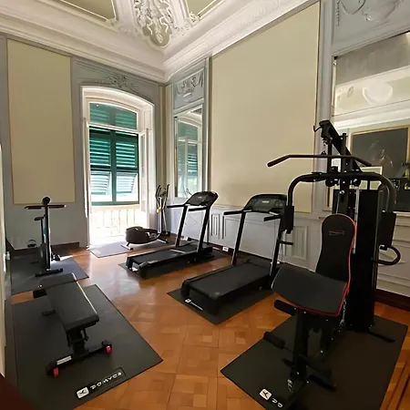 Palazzo Lomellini Historic Retreat By M3trocubo - Elegant Near Aquarium & Via Garibaldi *